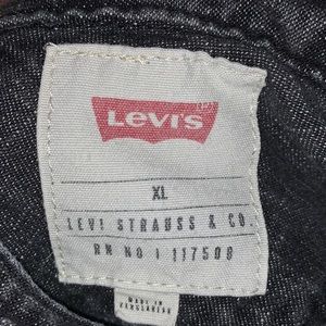 Vintage Levi’s long sleeve